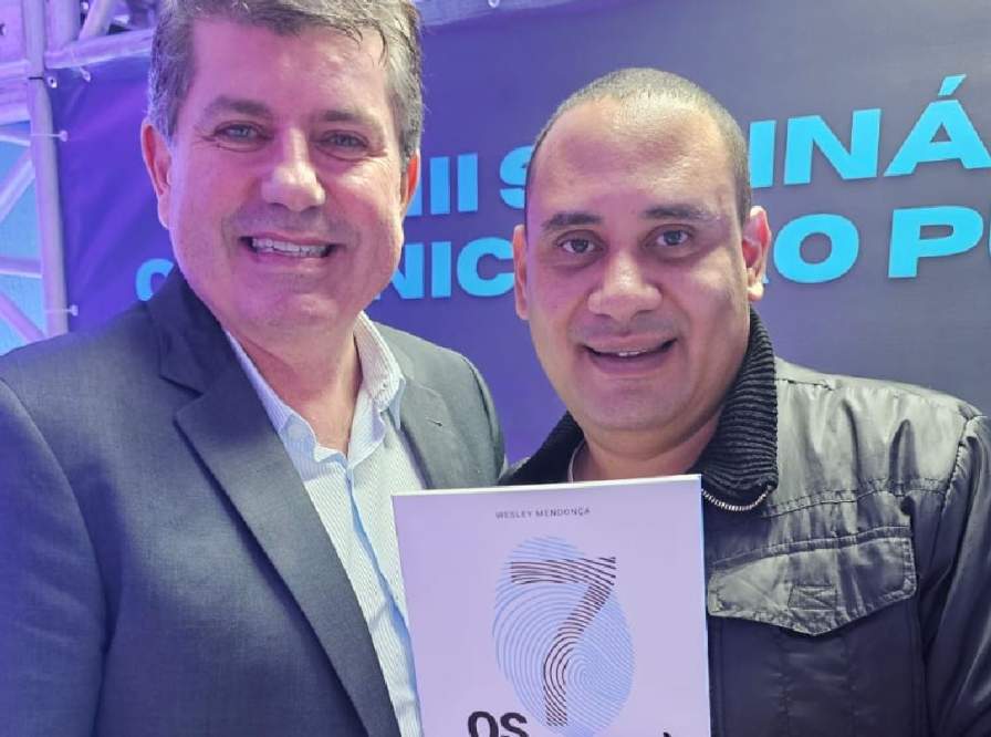 Wesley Mendonça e Lucas Pimenta, jornalista e criador digital especialista em marketing político.